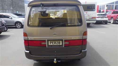 TOYOTA GRANVIA STATIONWAGON 1995-2008